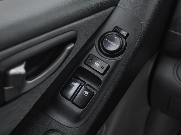 Hyundai H-1, II фото №12