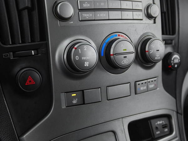 Hyundai H-1, II фото №15