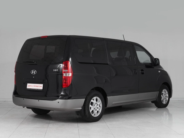 Hyundai H-1, II фото №6