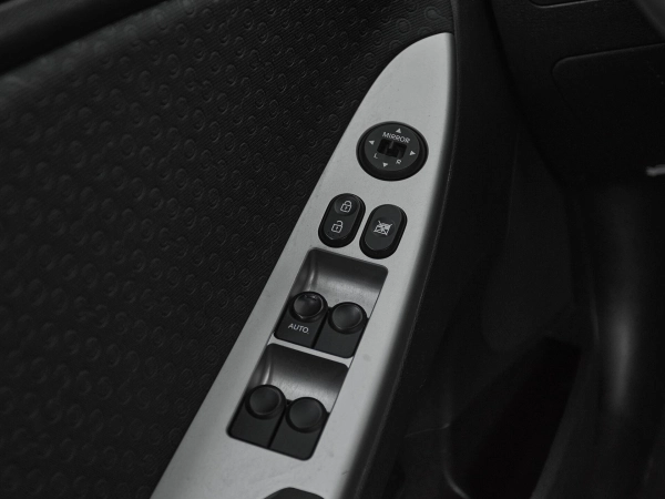 Hyundai Solaris, I фото №13