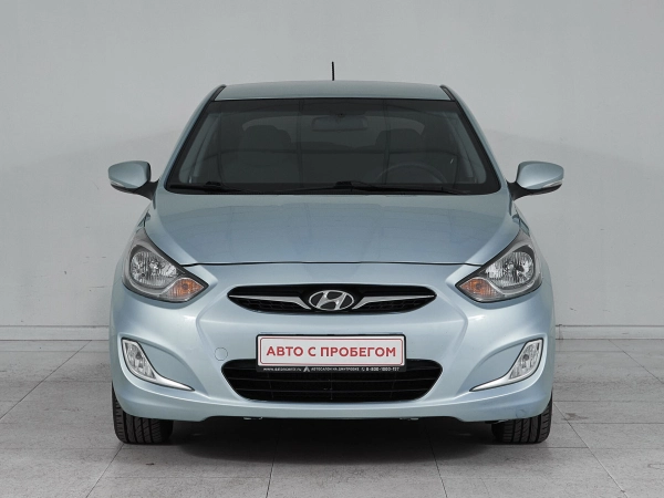 Hyundai Solaris, I фото №2