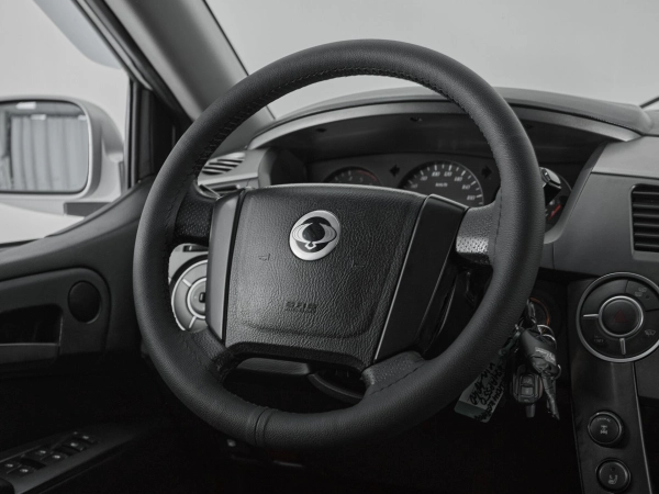 SsangYong Kyron, I Рестайлинг фото №10