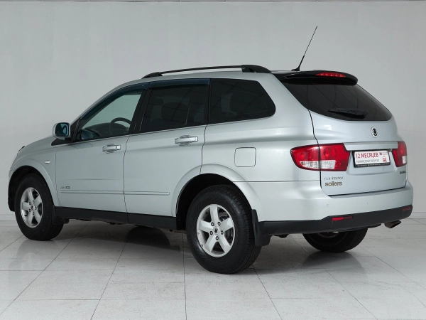 SsangYong Kyron, I Рестайлинг фото №4