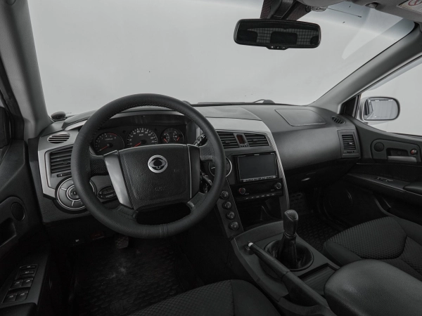 SsangYong Kyron, I Рестайлинг фото №7