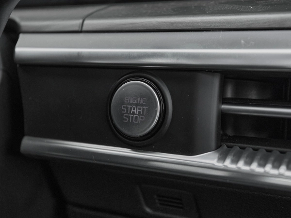 Kia K5, III фото №17