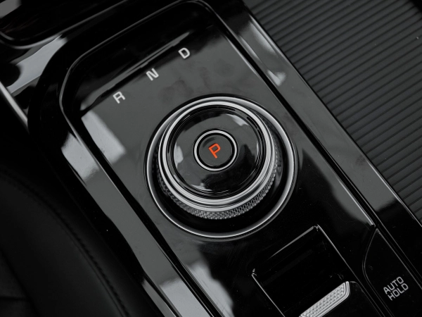 Kia K5, III фото №20