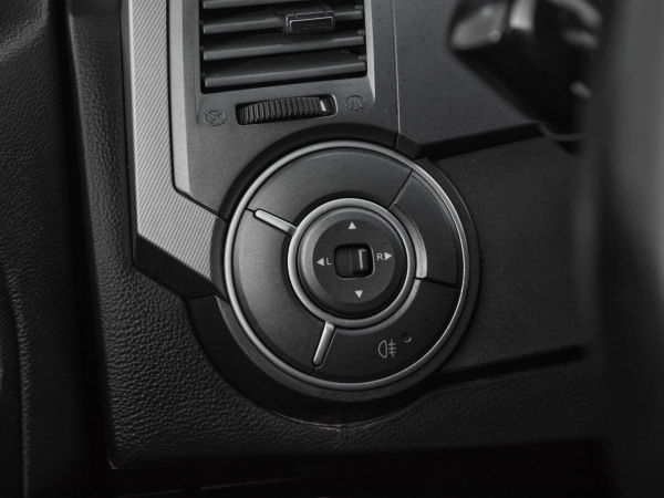 SsangYong Kyron, I Рестайлинг фото №13
