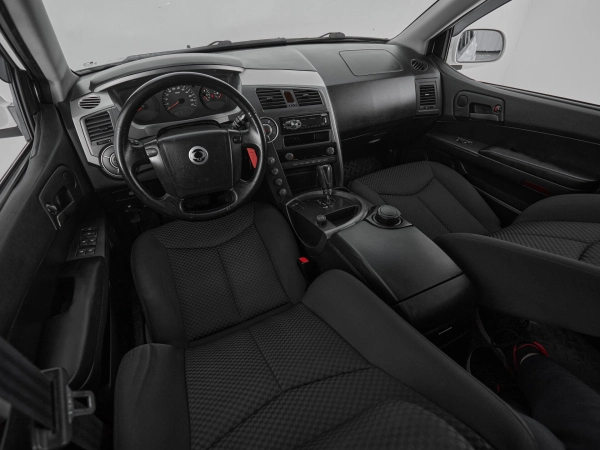 SsangYong Kyron, I Рестайлинг фото №7