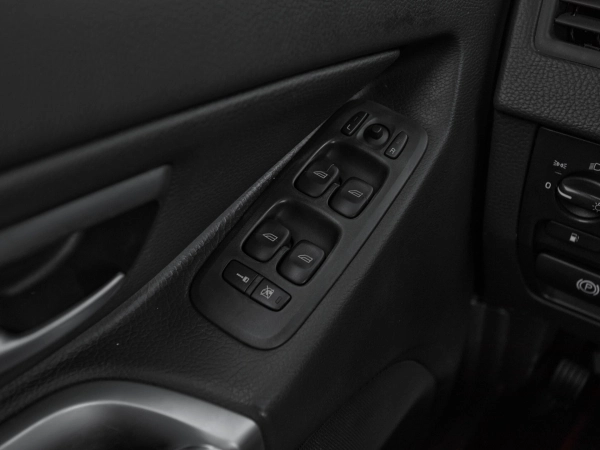 Volvo XC90, I Рестайлинг фото №13