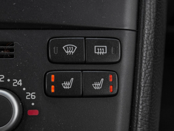 Volvo XC90, I Рестайлинг фото №16