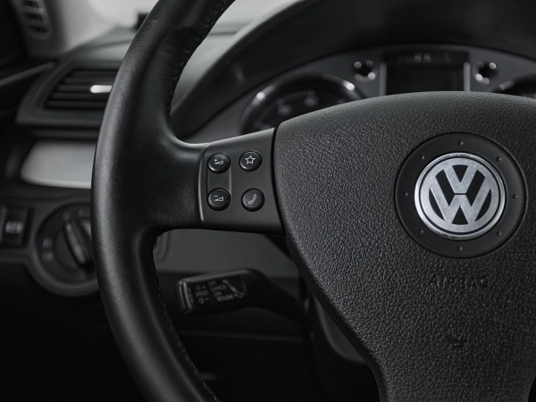 Volkswagen Passat, B6 фото №11