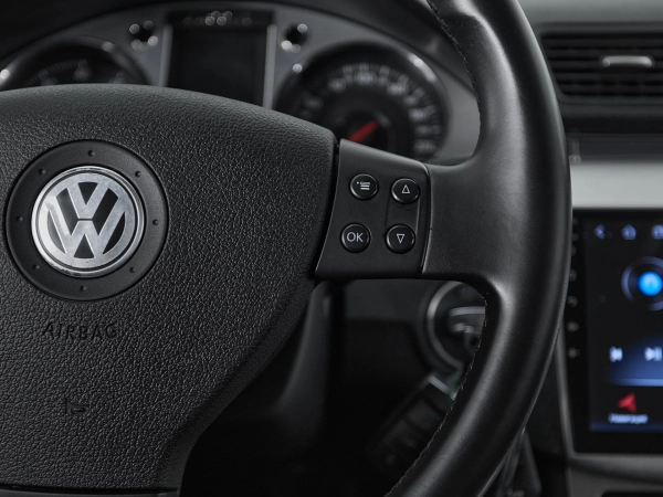 Volkswagen Passat, B6 фото №12