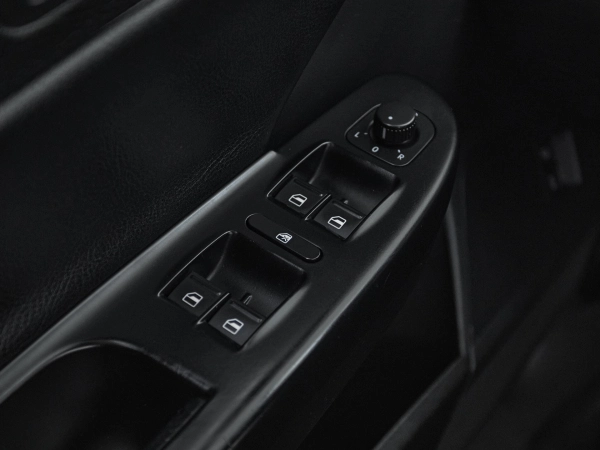 Volkswagen Passat, B6 фото №13