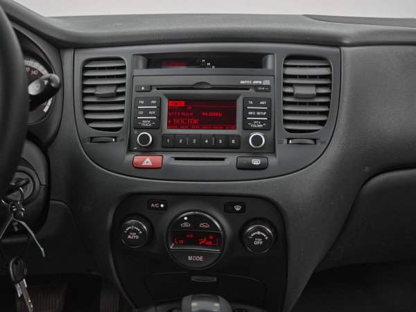 Kia Rio, II Рестайлинг фото №13