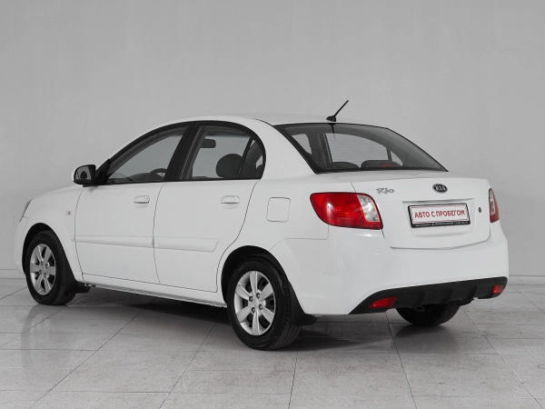 Kia Rio, II Рестайлинг фото №4