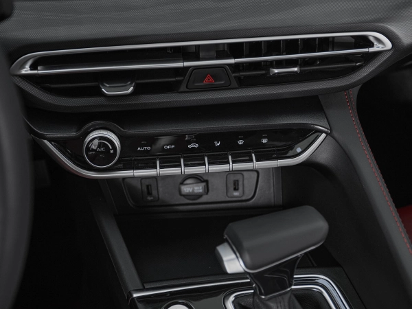 Changan Eado Plus, I фото №18