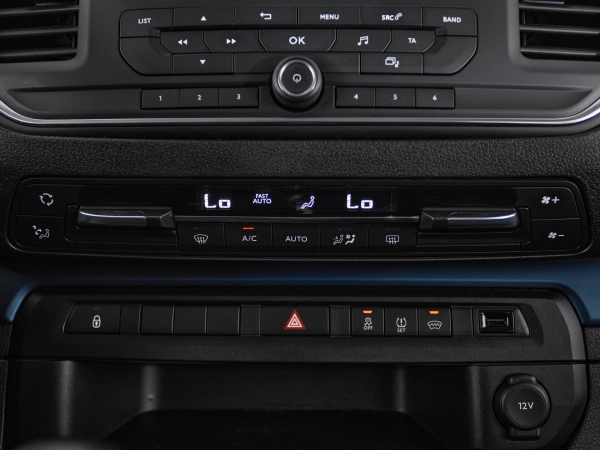 Peugeot Traveller, I фото №18