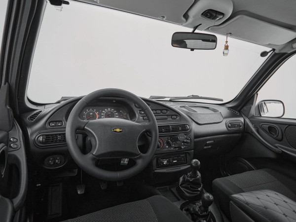 Chevrolet Niva, I фото №7