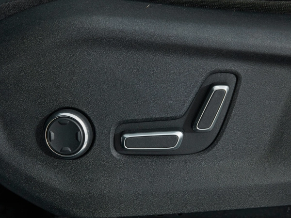 Geely Monjaro, I фото №16
