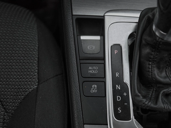 Volkswagen Passat, B7 фото №19