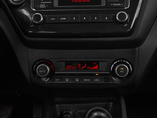 Kia Rio, III Рестайлинг фото №17