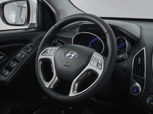 Hyundai ix35, I фото №10