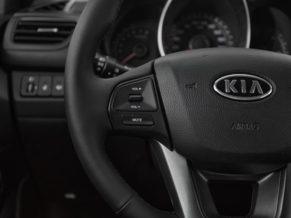 Kia Rio, III фото №11