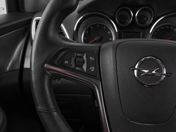 Opel Mokka, I фото №11
