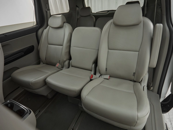 Kia Carnival, III фото №20