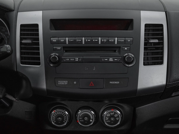 Mitsubishi Outlander, II Рестайлинг фото №13