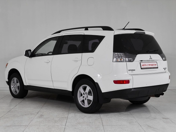 Mitsubishi Outlander, II Рестайлинг фото №4