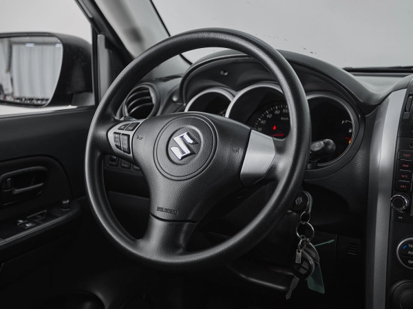 Suzuki Grand Vitara, II Рестайлинг фото №13