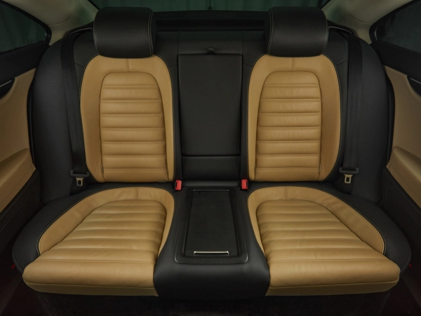 Volkswagen Passat CC, I Рестайлинг фото №17