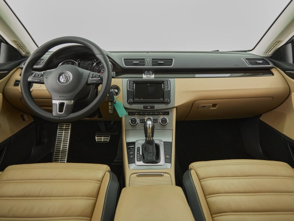Volkswagen Passat CC, I Рестайлинг фото №8