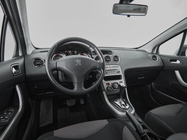 Peugeot 308, I фото №7