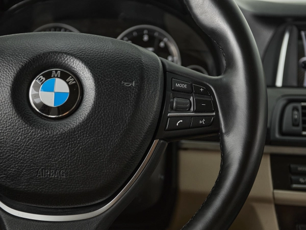 BMW 5 серии, VI (F10/F11/F07) фото №12