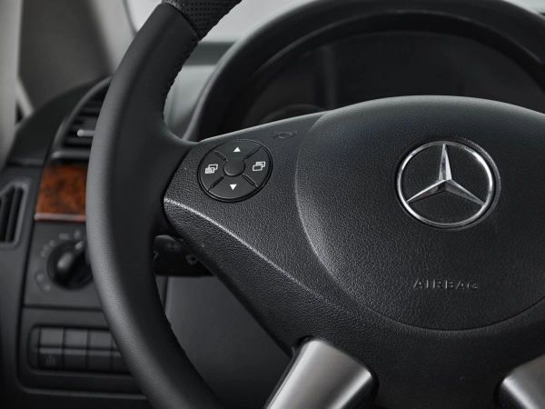 Mercedes-Benz Viano, I (W639) Рестайлинг фото №12