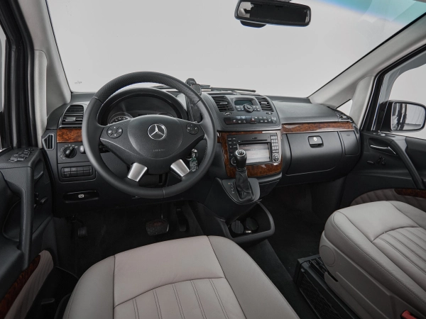 Mercedes-Benz Viano, I (W639) Рестайлинг фото №8
