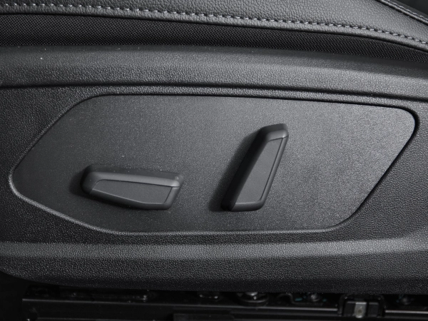 Hyundai Elantra, VII (CN7) Рестайлинг фото №16