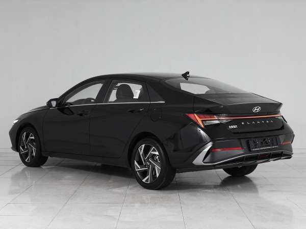 Hyundai Elantra, VII (CN7) Рестайлинг фото №4