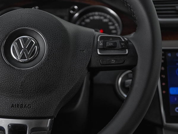 Volkswagen Passat, B7 фото №12