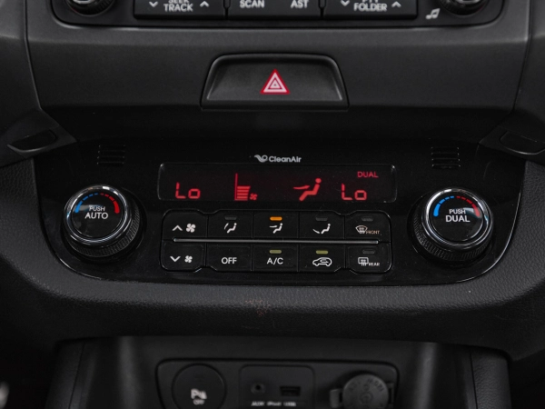 Kia Sportage, III фото №16