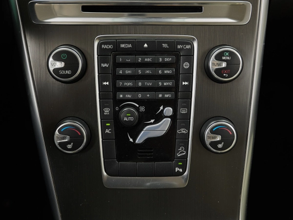 Volvo XC60, I фото №17