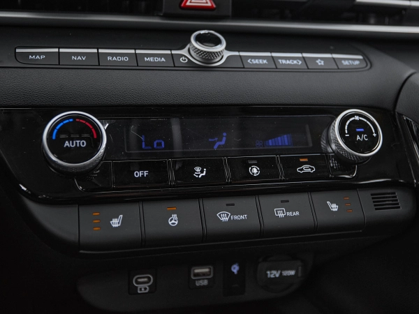 Hyundai Elantra, VII (CN7) Рестайлинг фото №19