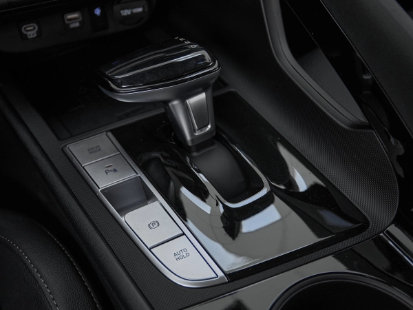 Hyundai Elantra, VII (CN7) Рестайлинг фото №20