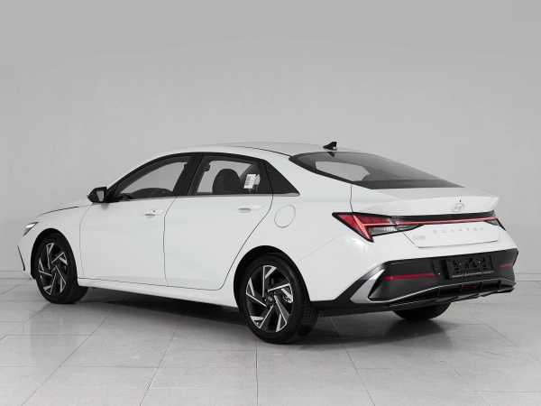 Hyundai Elantra, VII (CN7) Рестайлинг фото №4