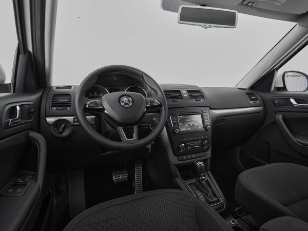 Skoda Yeti, I Рестайлинг фото №7
