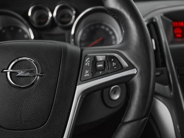 Opel Astra, J Рестайлинг фото №12