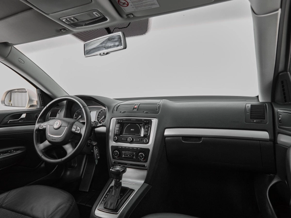 Skoda Octavia, II (A5) Рестайлинг фото №9