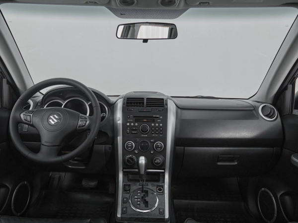 Suzuki Grand Vitara, II Рестайлинг фото №9
